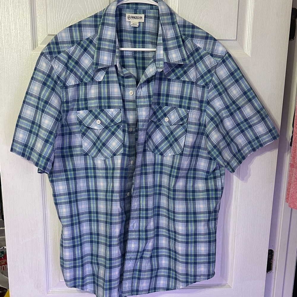 Magellan Outdoors Blue and Green Plaid Short Sleeve Button-Up